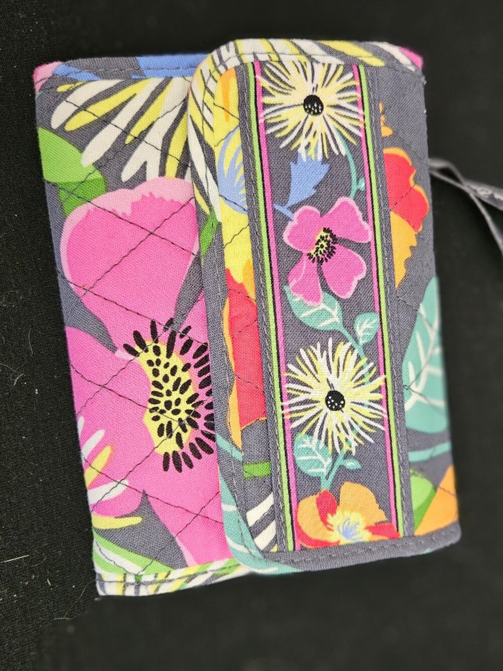 Vera Bradley Jazzy Blooms trifold wallet